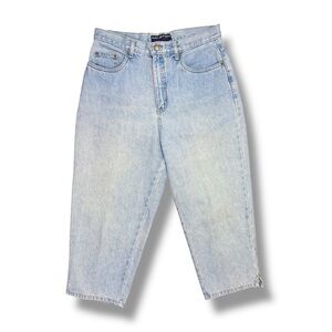 H by Halston Vintage Light Wash Cropped Capri Jeans